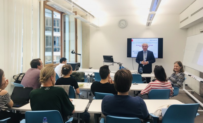 유럽 유학 : 뮌헨 공대, 공과대학교 (Technical University of Munich) 순위 및 수준, 입학 조건 ... > 학회갤러리 | 한국Dmz학회” style=”width:100%” title=”> 학회갤러리 | 한국DMZ학회” loading=”lazy”><figcaption>> 학회갤러리 | 한국Dmz학회</figcaption></figure>
<figure><img decoding=